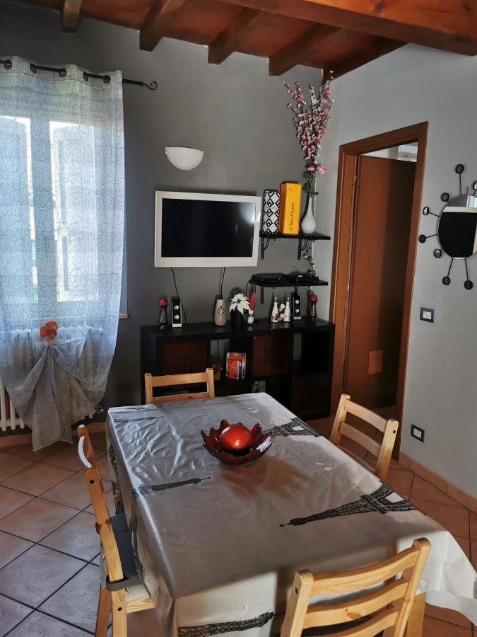 Apartment In The City Center With Self Check-In Parma Zewnętrze zdjęcie