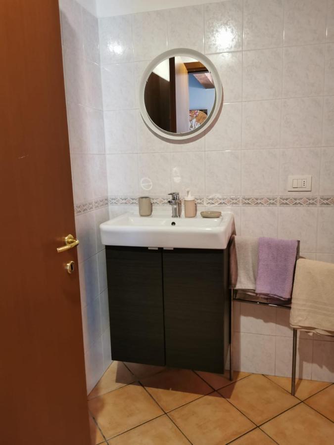 Apartment In The City Center With Self Check-In Parma Zewnętrze zdjęcie