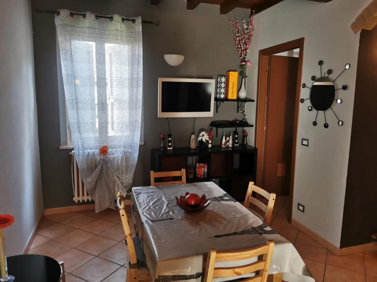 Apartment In The City Center With Self Check-In Parma Zewnętrze zdjęcie